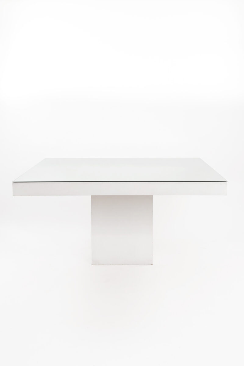 Mesa Cuadrada Blanca con espejo