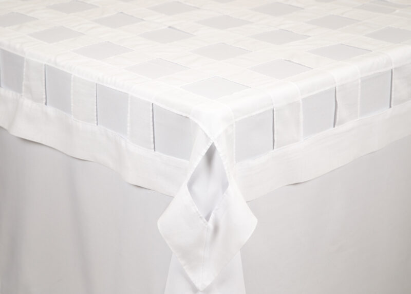 Sobre mantel Calado Blanco De Organza